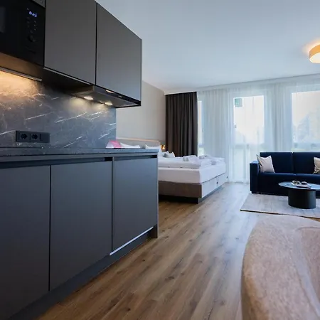 Hotel apartamentowy Bright Sued Senne - Neueroeffnung - New Opening