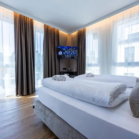 Bright Sued Senne - Neueroeffnung - New Opening 3* בילפלד